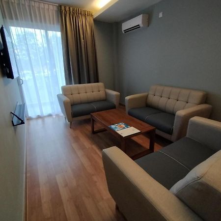 Telanai16 Lodge Bandar Seri Begawan Esterno foto